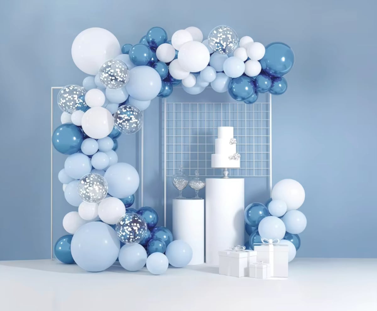 blue cake smash garland theme